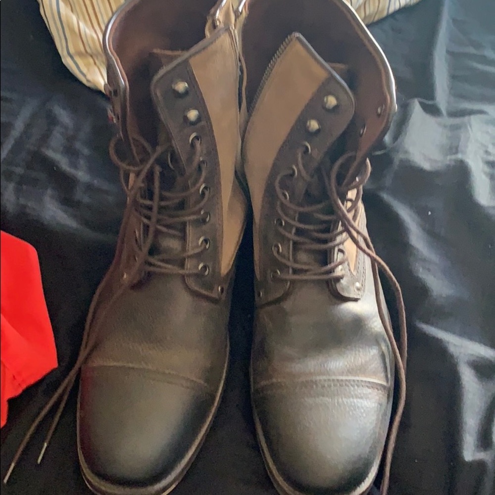 Aston Grey boots